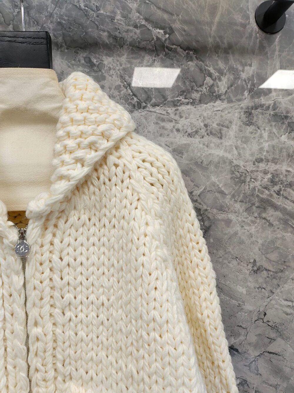 Chanel Cream Chunky Knit Zip‑Up Shawl Collar Cardigan Jacket - Picture 9 of 9